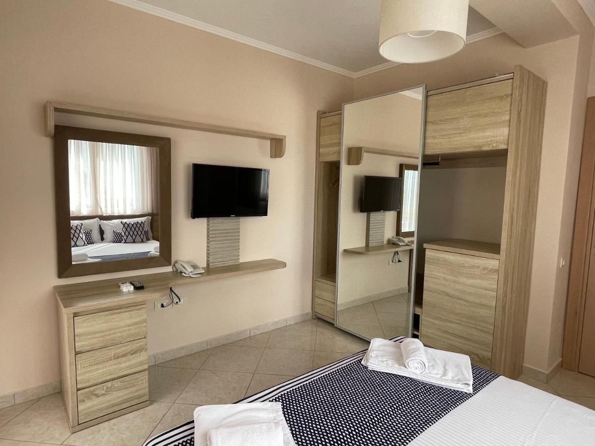 Bel Ami Suita Hotel Bashkia e Orikumit Exteriör bild