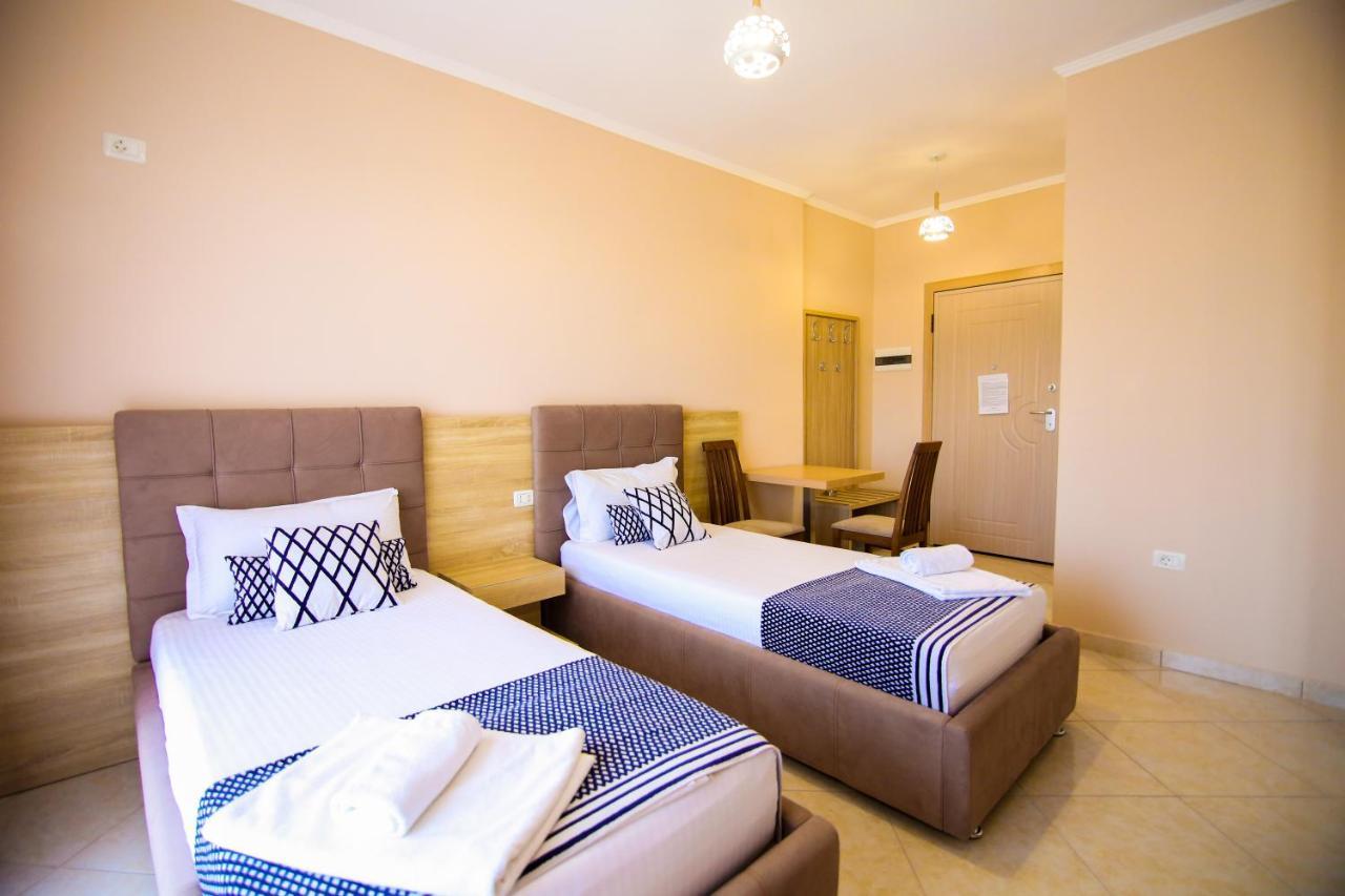 Bel Ami Suita Hotel Bashkia e Orikumit Exteriör bild